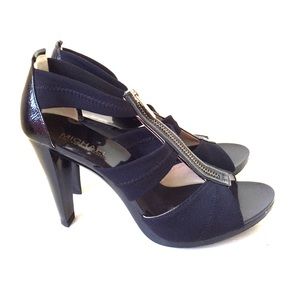 MICHAEL Michael Kors Zipper Sandal 6.5