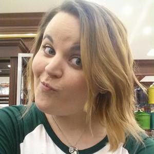 Meet your Posher, Claire