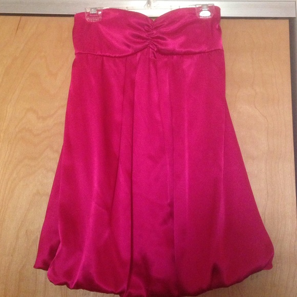 Hot pink bubble dress💃