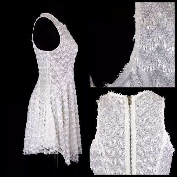 Mustard Seed Lace Ivory Asymmetrical Dress - Picture 3 of 4