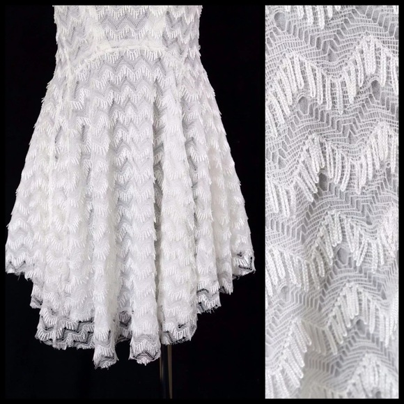 Mustard Seed Lace Ivory Asymmetrical Dress - Picture 4 of 4