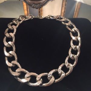 Guess chunky silver tone link fashion necklace