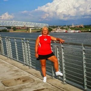 Meet your Posher, Sharon