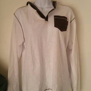 Men's hooded shirt