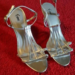 Fioni silver strappy heels