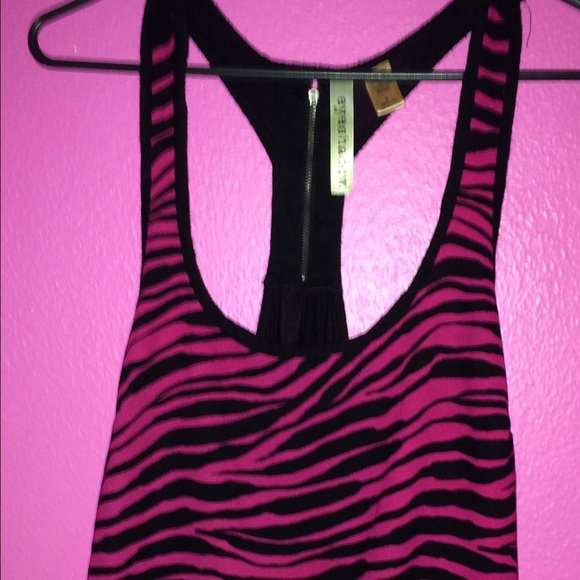 Hot pink zebra tank top with zipper on back