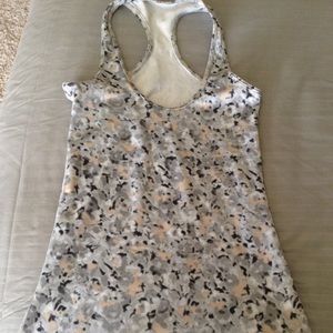 Lululemon workout top