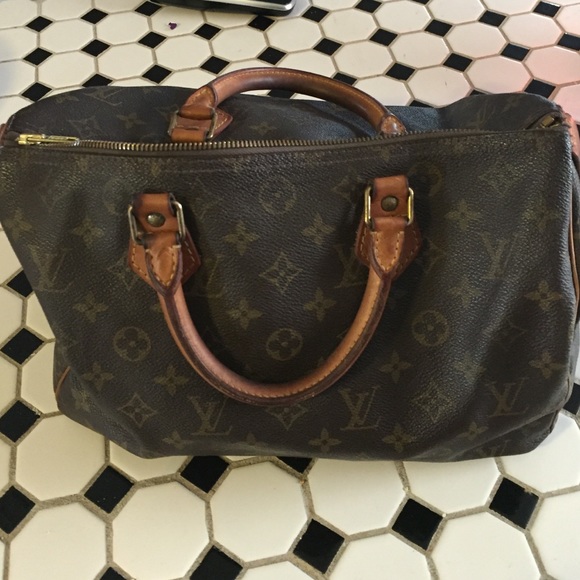Louis Vuitton bag in beautiful conditions