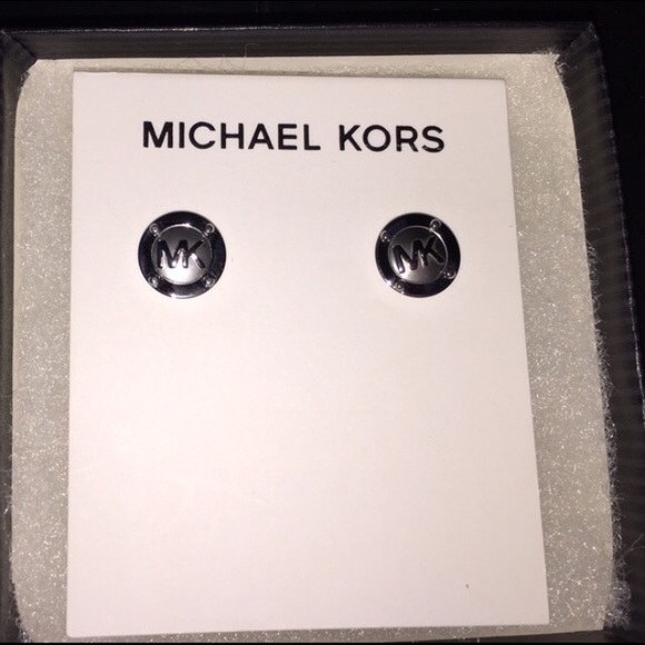 Michael Kors silver studded earrings w/tags