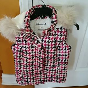 Aeropostale vest