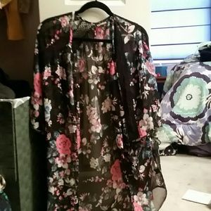 Floral print kimono