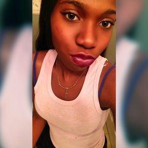 Meet your Posher, Beatrice