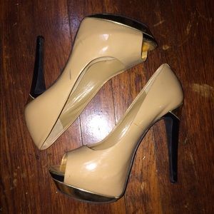 Jessica Simpson nude platform heels