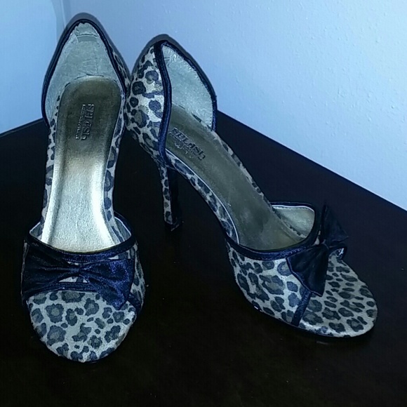 Leopard shoes size 6 - Picture 2 of 4