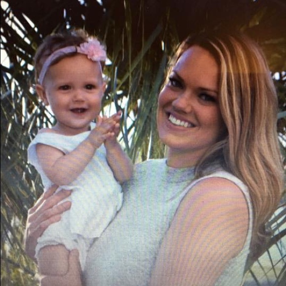 Hi I'm Janie (Suggested User) McDonald!โ๐ผ - Picture 3 of 3