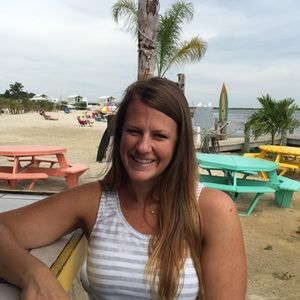 Meet your Posher, Holly