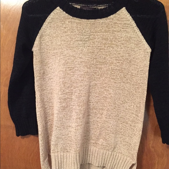 3/4 sleeve sweater