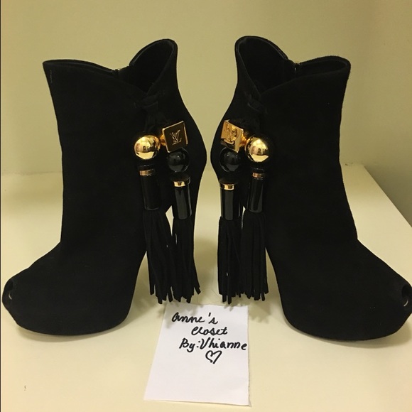🚫SOLD🚫 Louis Vuitton boots