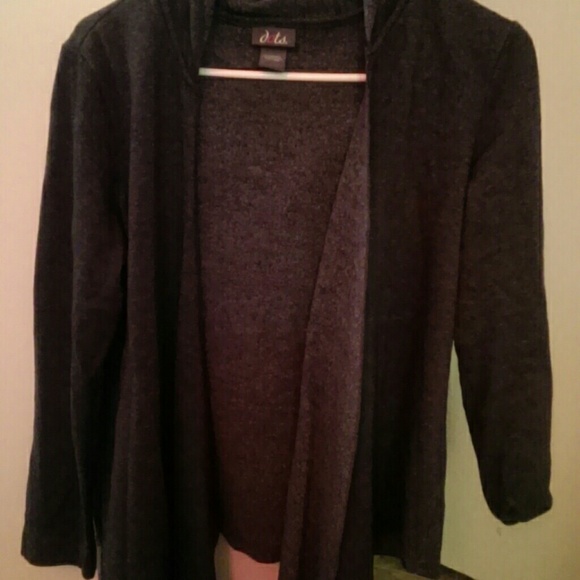 Grey sweater - Picture 1 of 2
