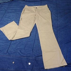 Old Navy Sweetheart Khakis NWOT