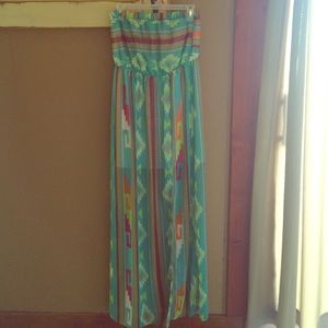 BEAUTIFUL Aztec print maxi dress worn twice!!