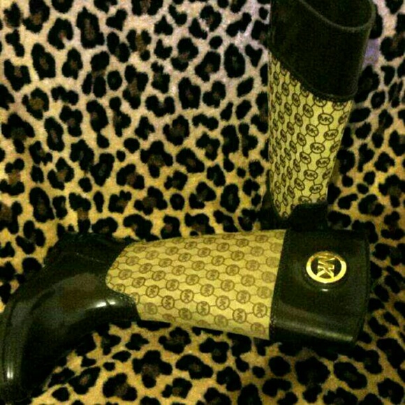 Michael Kors Boots - Picture 2 of 4