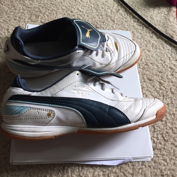 Puma indoor soccer shoes