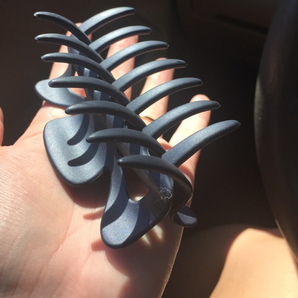 Vintage 00's Scunci large hair clip