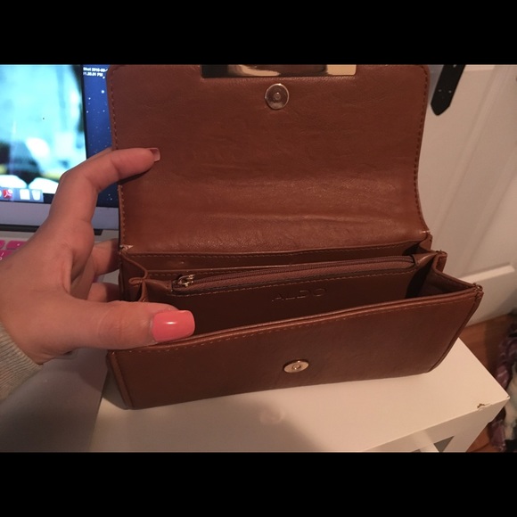 Aldo's brown wallet - Picture 2 of 2