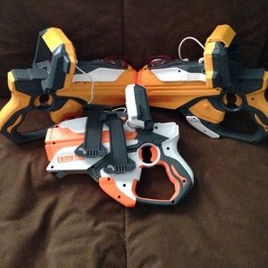 3 laser tag guns