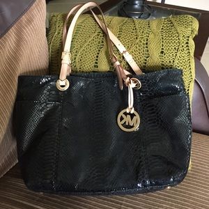Michael kors purse
