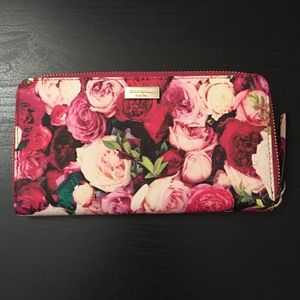 Kate Spade Neda Ziparound wallet