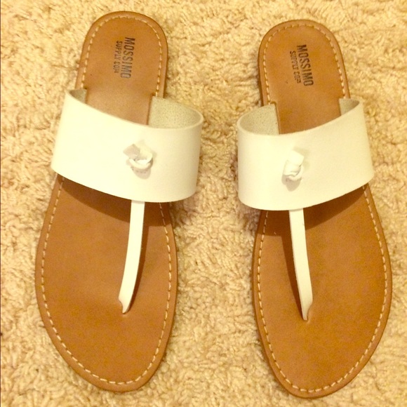 Mossimo supply sandals