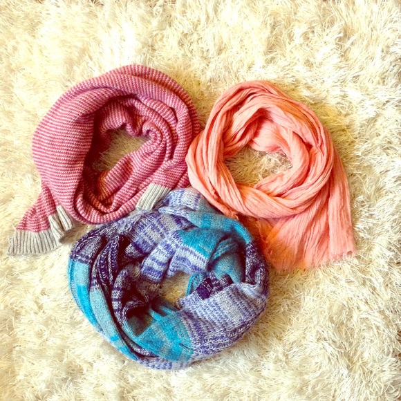 🎀Cute Scarf Bundle🎀