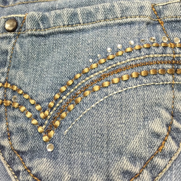 Capris. - Picture 4 of 4