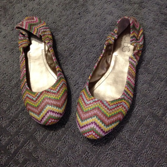 BCBG flats