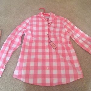 Vineyard vines pink checkered shirt.