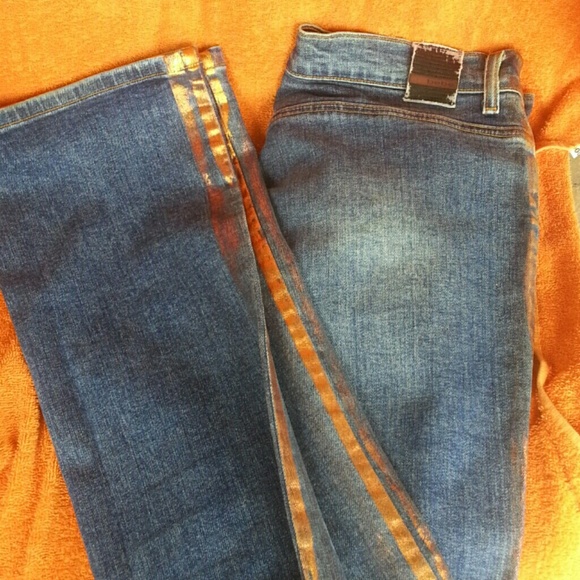 Bebe  Jean's