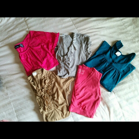 Bundle of maternity tops size medium