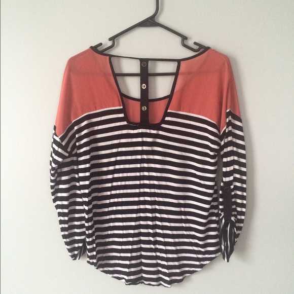 FLASH SALE💋stripe/ sheer top - Picture 2 of 2