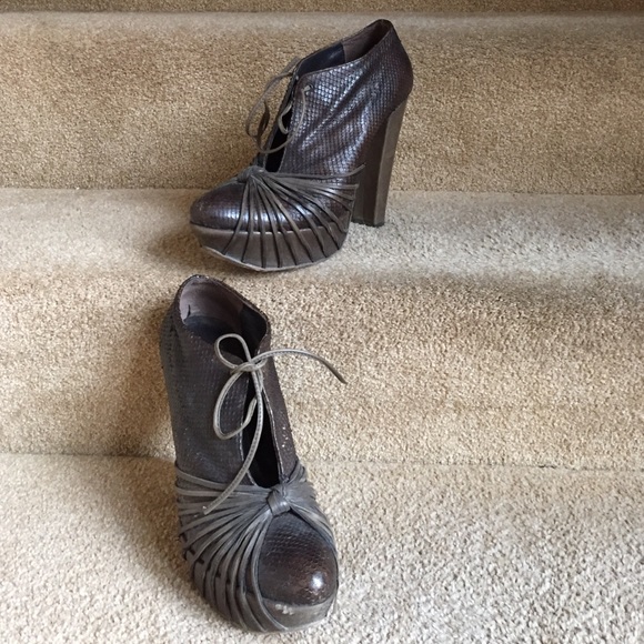 Cool hip shoes , alternative, Italy
