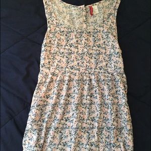 💌 $6 sale 💌Flower print flowy dress/top