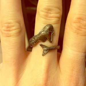 Sterling silver mermaid ring (needs polished)