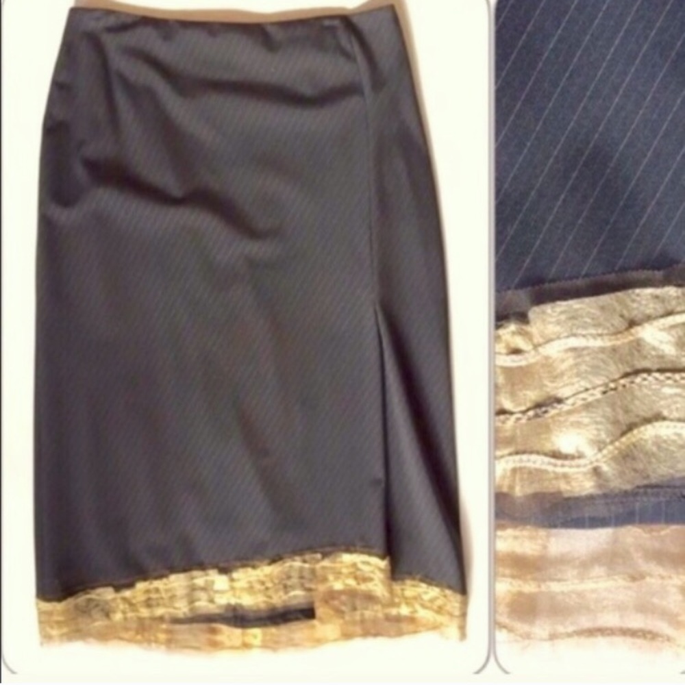 Beautiful long French skirt new.