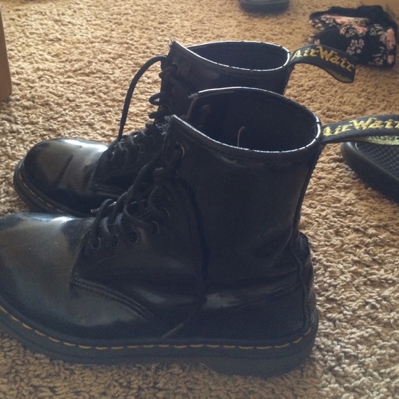 💢SOLD💢Broken in Doc Martin - Picture 2 of 4