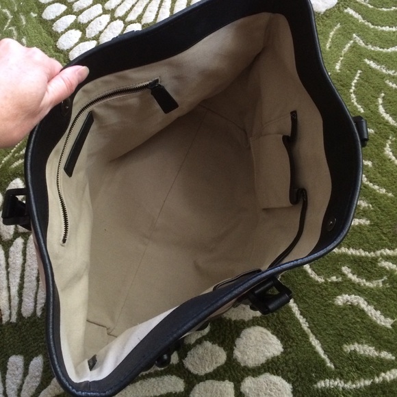 Studded Burberry tote - Picture 2 of 4