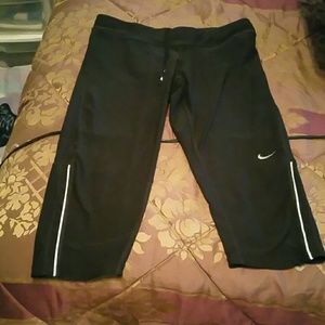 Nike workout capris