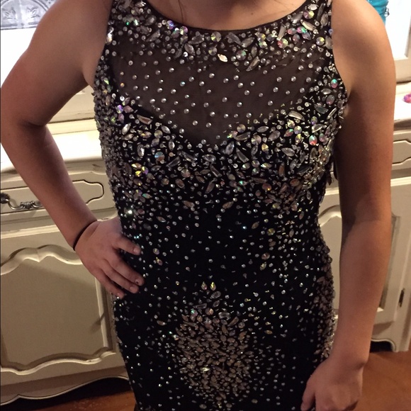 Homecoming/Prom formal dress - Picture 3 of 4