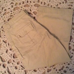 Ladies Khaki Capris