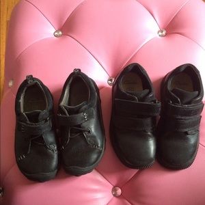 TWO PAIRS OF TODDLER CLARKS SHOES SZ 9